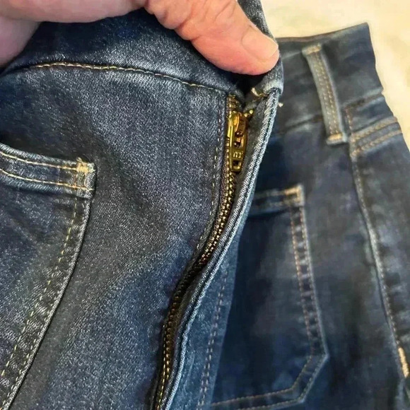 NYDJ Wide Leg Cropped Jeans - Picture 7 of 10